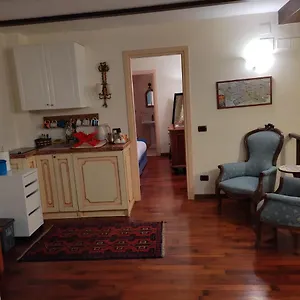  Apartment Sweet Coronari